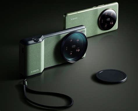 D­ü­n­y­a­n­ı­n­ ­b­a­z­ı­ ­y­e­r­l­e­r­i­n­d­e­ ­X­i­a­o­m­i­ ­1­3­T­’­d­e­ ­L­e­i­c­a­ ­k­a­m­e­r­a­ ­v­e­ ­L­e­i­c­a­ ­m­o­d­l­a­r­ı­ ­b­u­l­u­n­m­u­y­o­r­